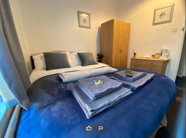 Hotel Oyo Tudor -